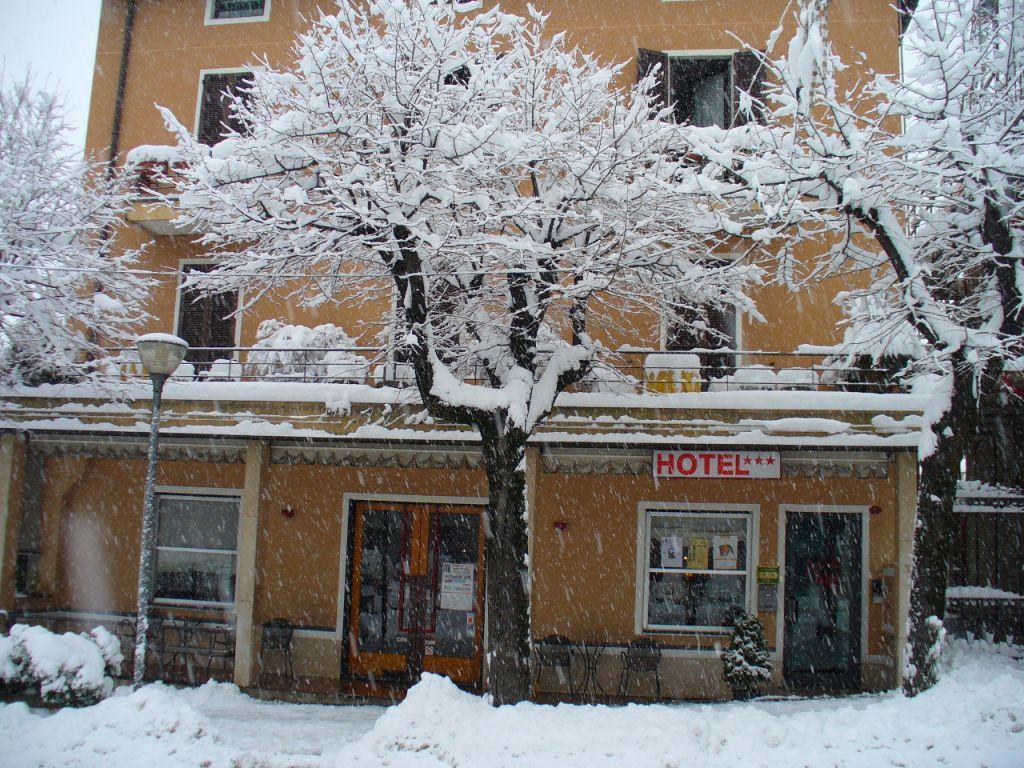 Hotel Locanda Mel Calolziocorte Extérieur photo